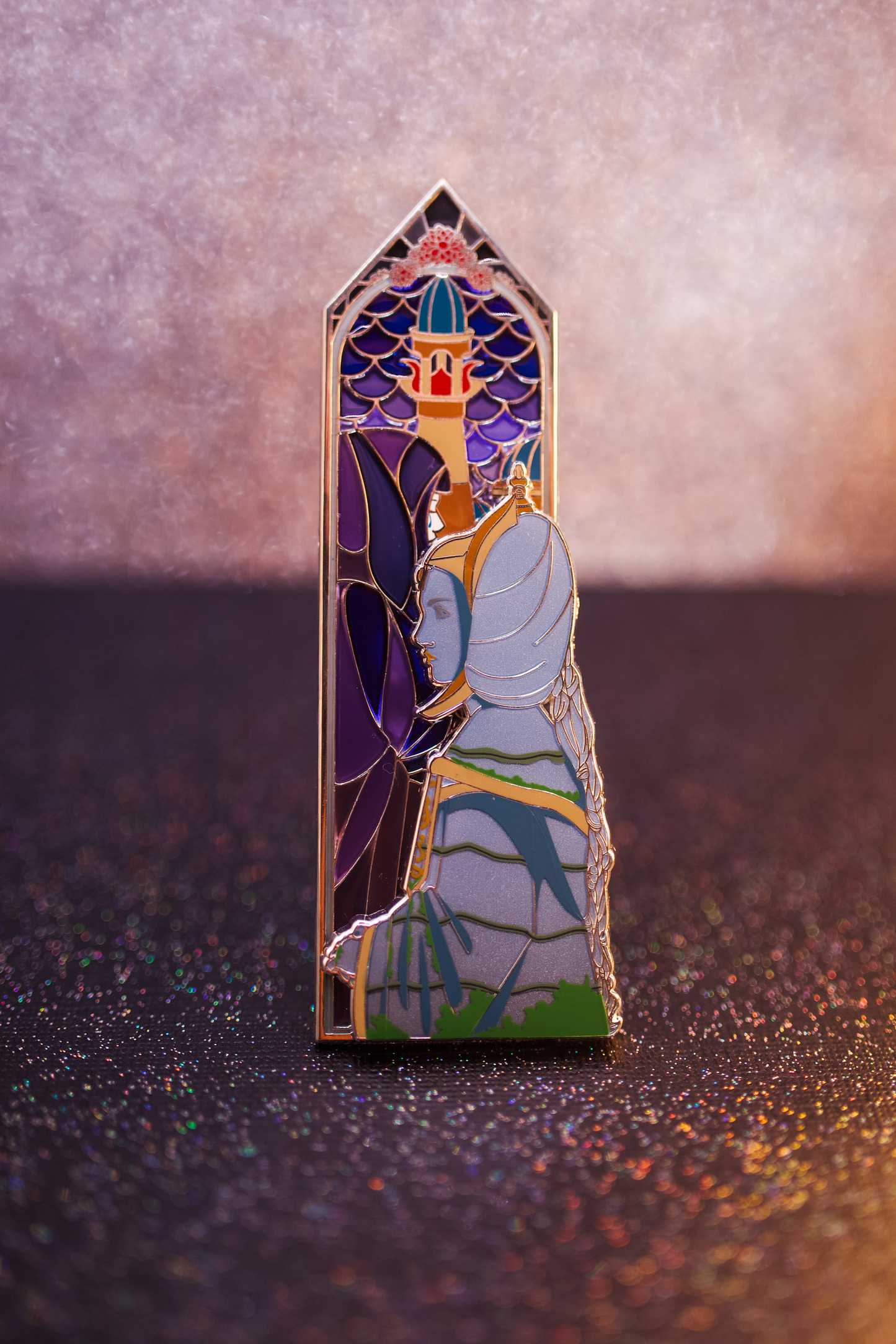 The Queen (Statue Variant) - Triptych Windows Series
