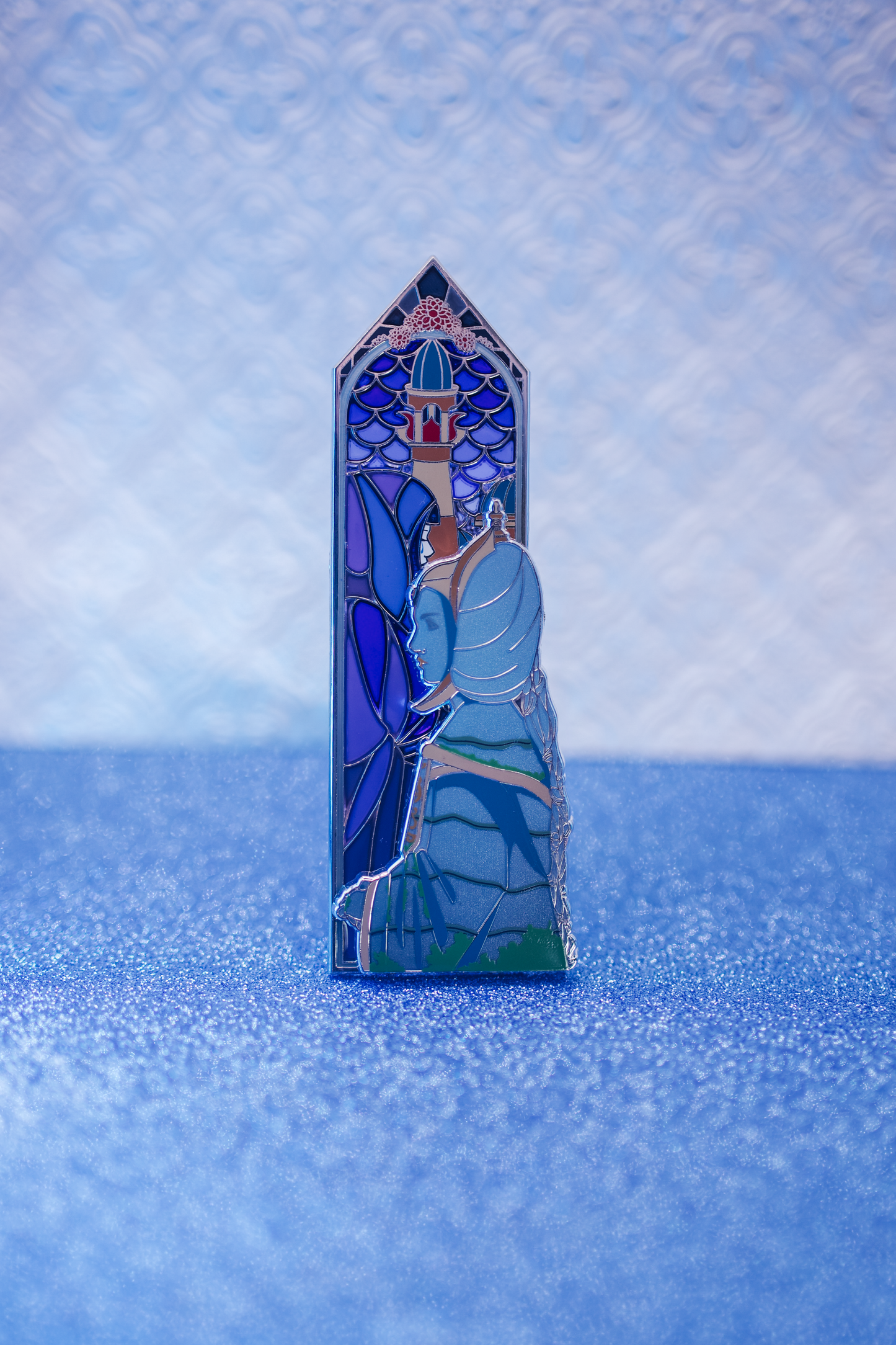 The Queen (Statue Variant) - Triptych Windows Series