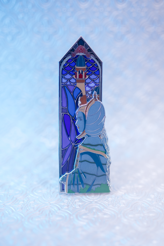 The Queen (Statue Variant) - Triptych Windows Series
